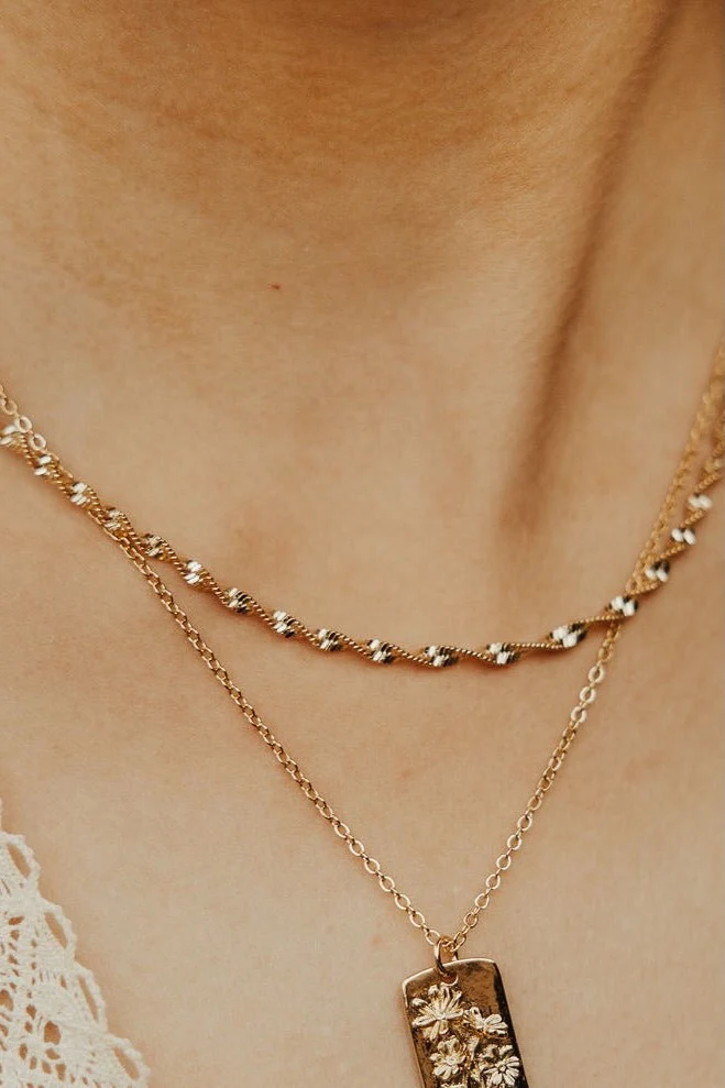 Amelia Gold Filled Twist Necklace - Image 4
