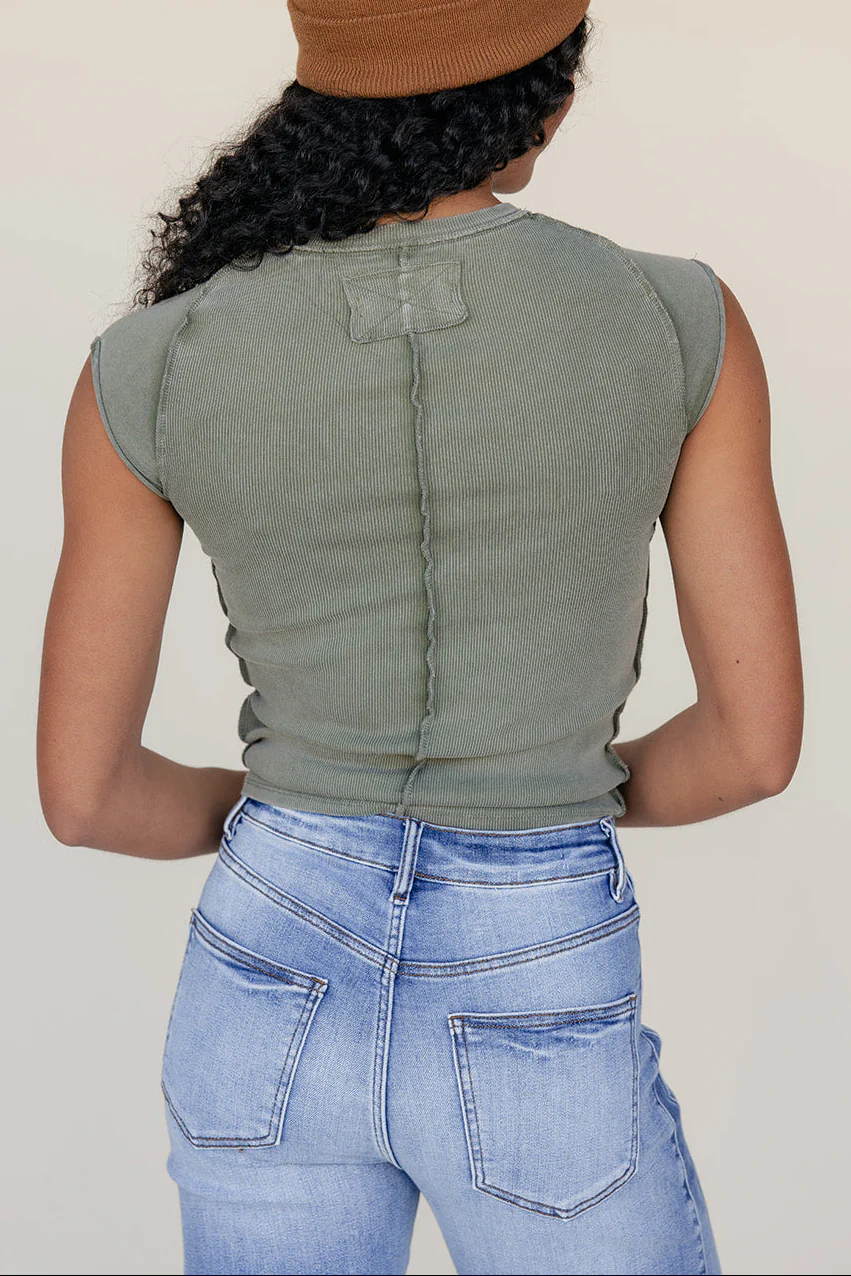 Canyon Wash Wide Leg Jeans - Image 4