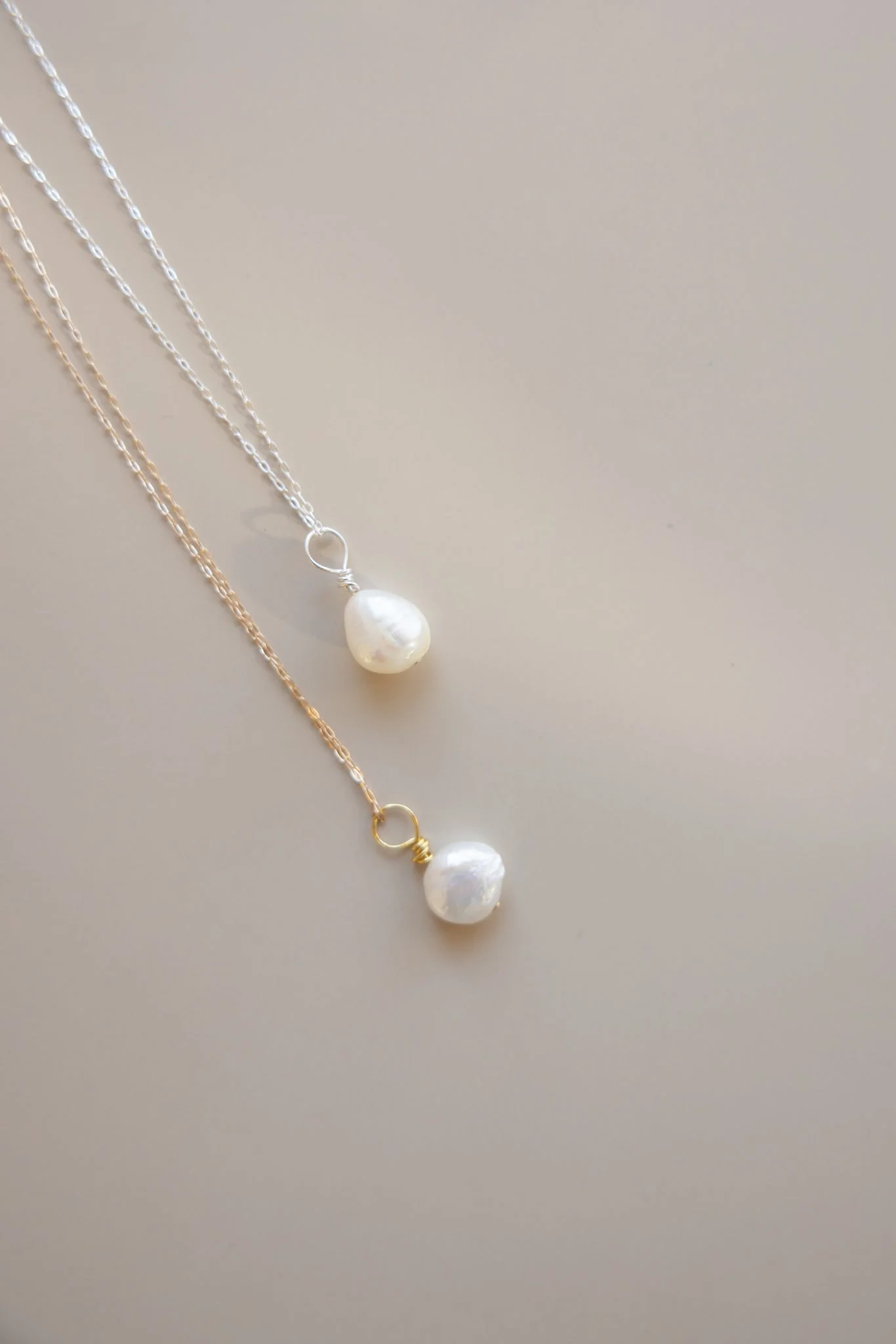 Chain Necklace + Pearl Pendant - Image 4