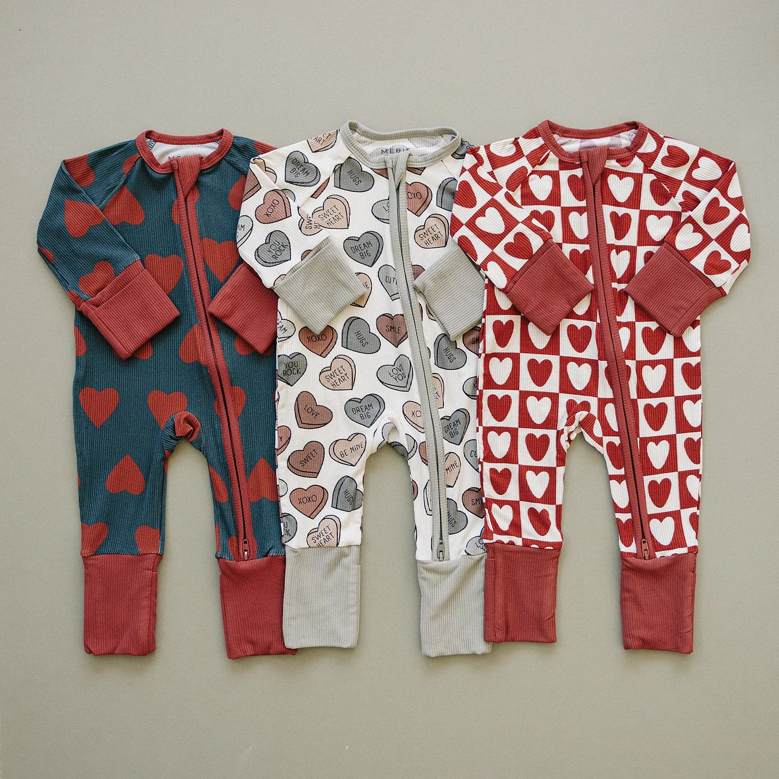 Checkered Hearts Ribbed Bamboo Zipper - Image 5