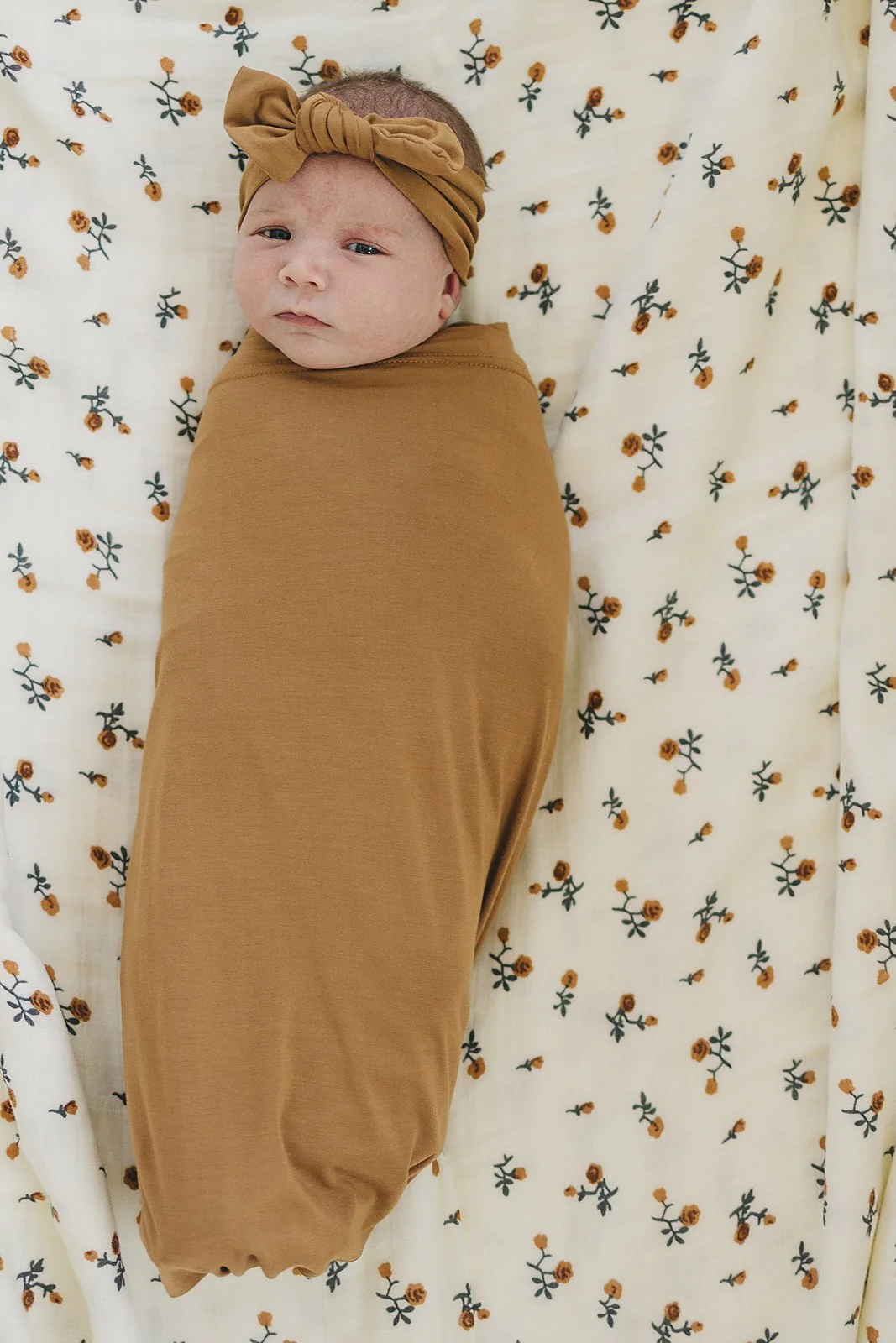Cream Floral Muslin Quilt - Image 3