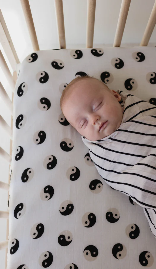 Crib Sheet | Black & White Yin Yang - Image 3