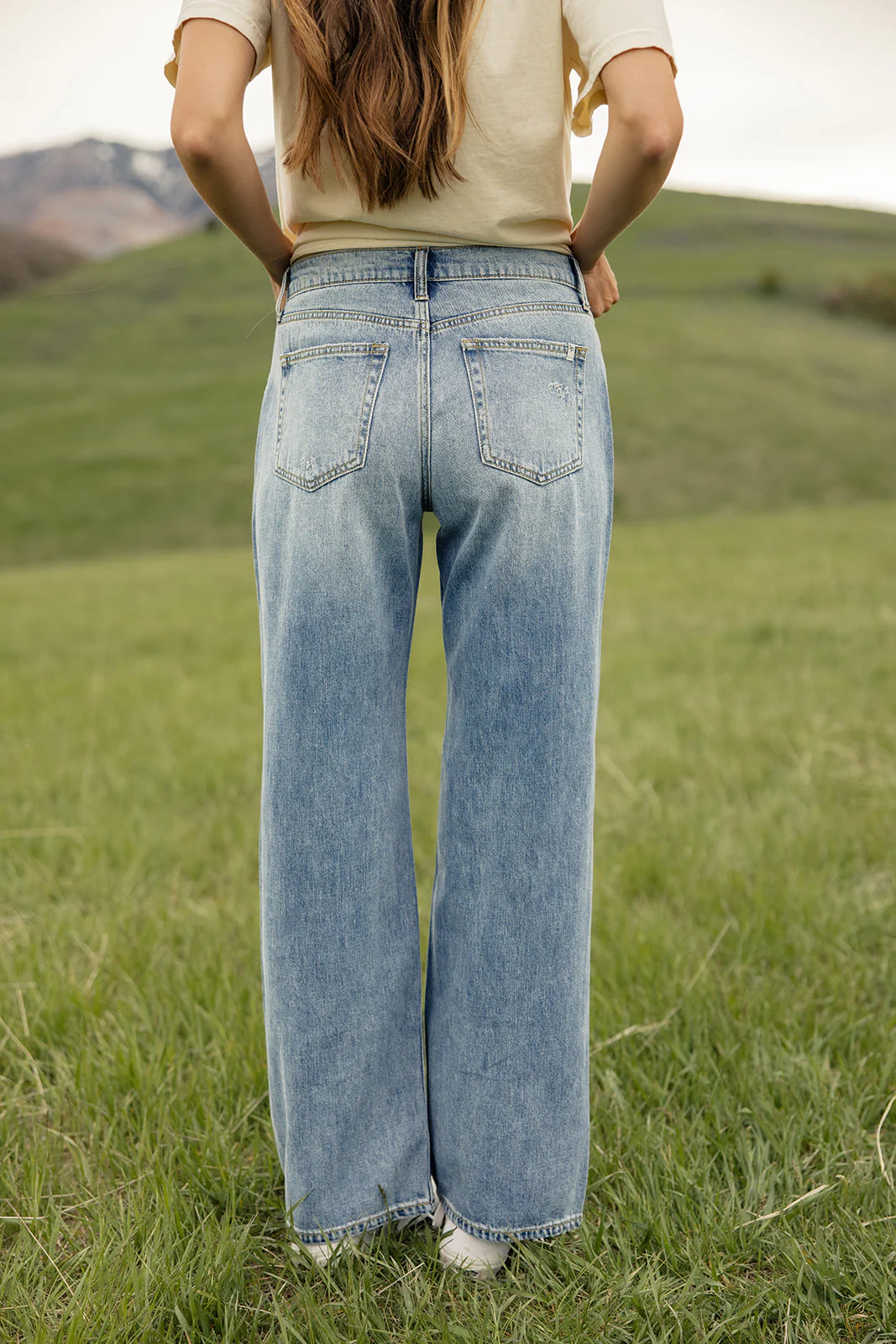 Destin Mid Rise Wide Leg Jeans - Image 4