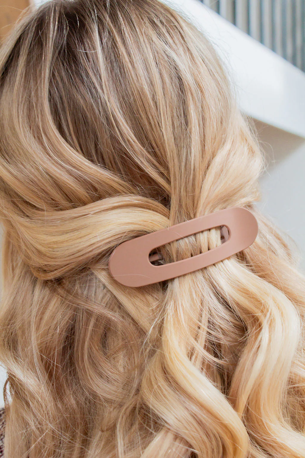 Flat Matte Claw Clip - Image 28