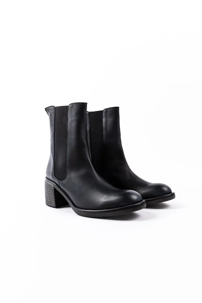Free People Essential Chelsea Boots - Image 38