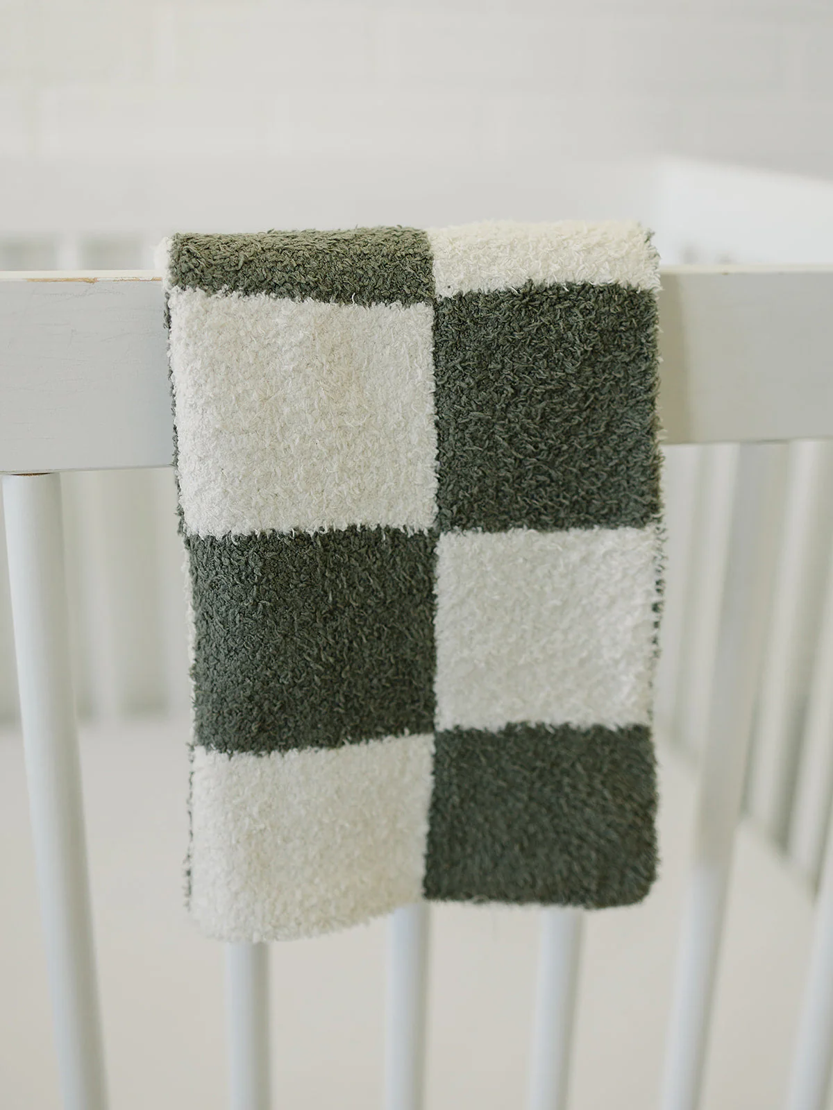 Green Checkered Plush Blanket - Image 11