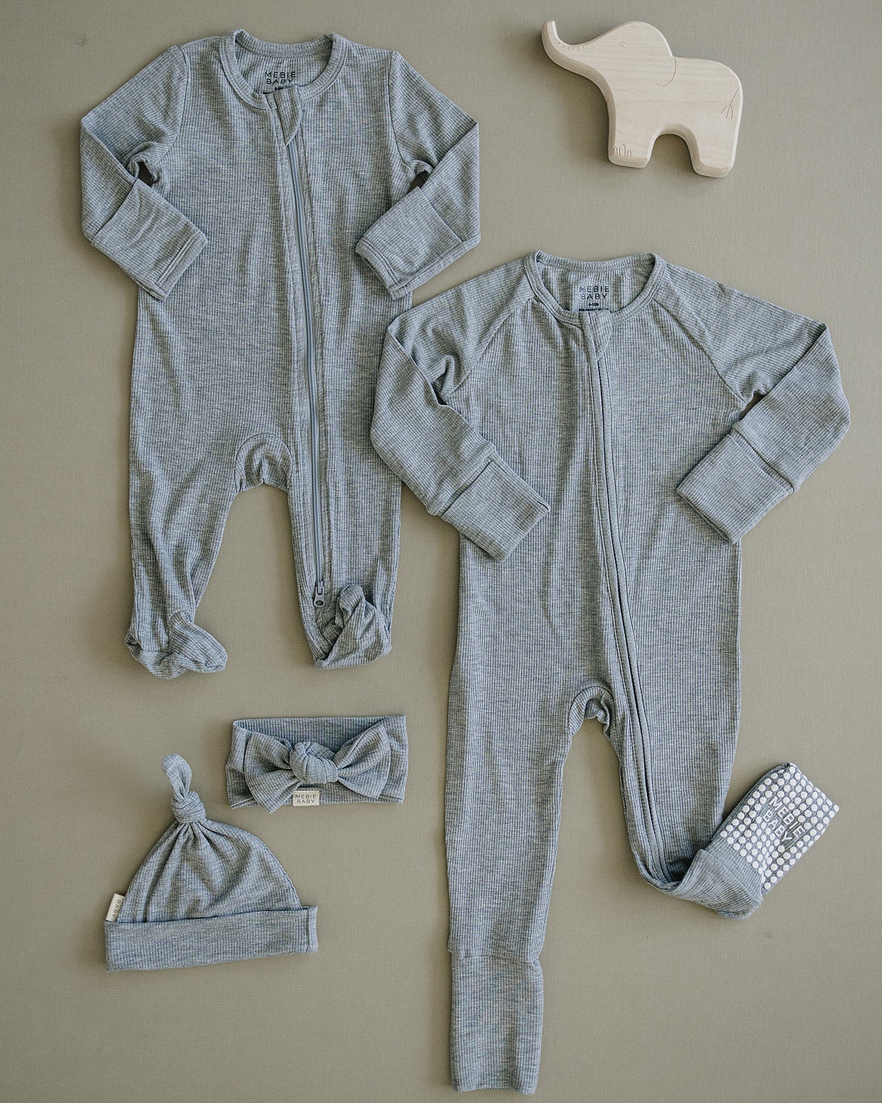Heather Grey Ribbed Bamboo Zipper - Image 3