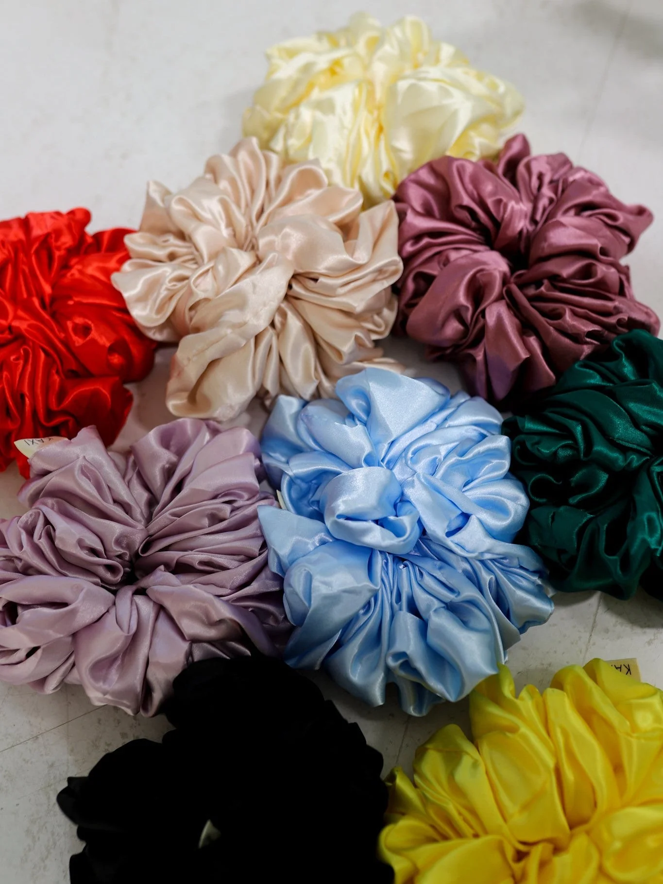 JUMBO SLEEP SILK/SATIN SCRUNCHIES - Image 14