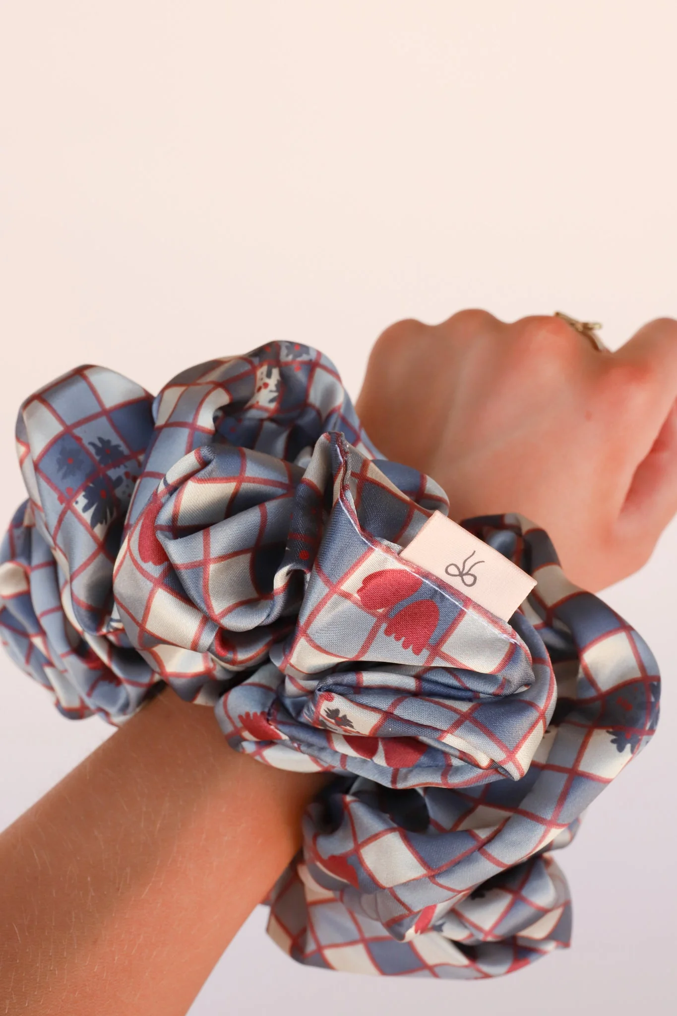 JUMBO SLEEP SILK/SATIN SCRUNCHIES - Image 34