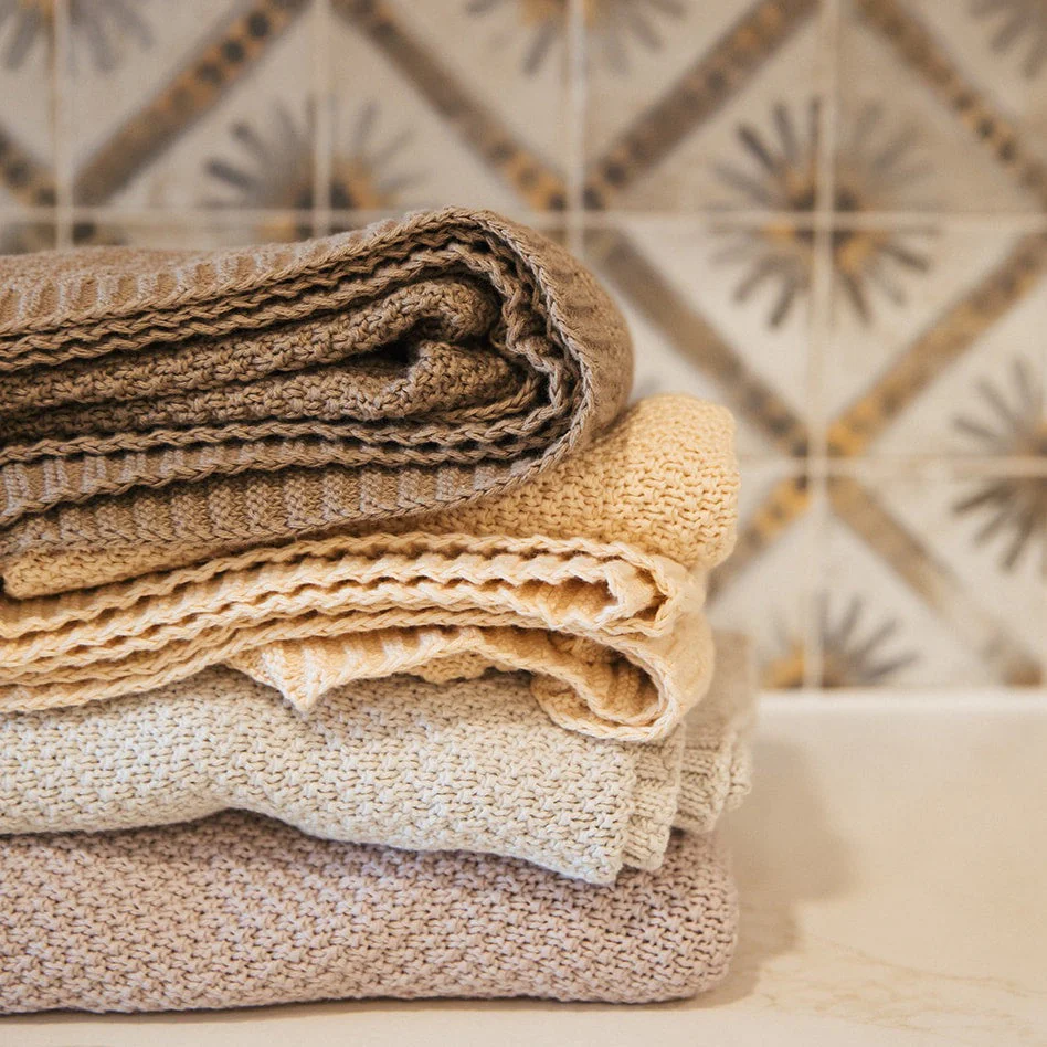 Knitted Blanket<br>Thistle - Image 3