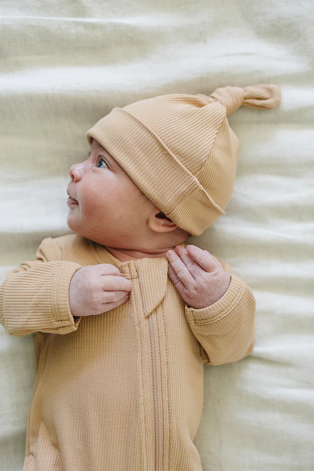 Latte Ribbed Bamboo Zipper - Image 4