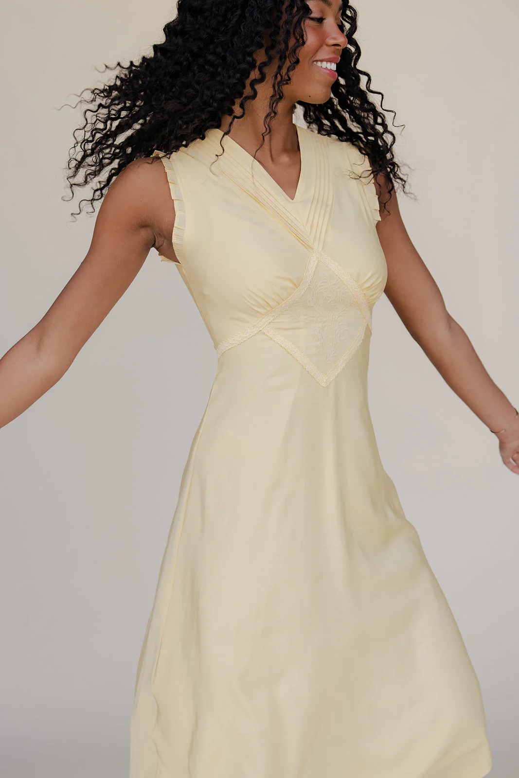 Lemon Light Detail Midi - Image 2