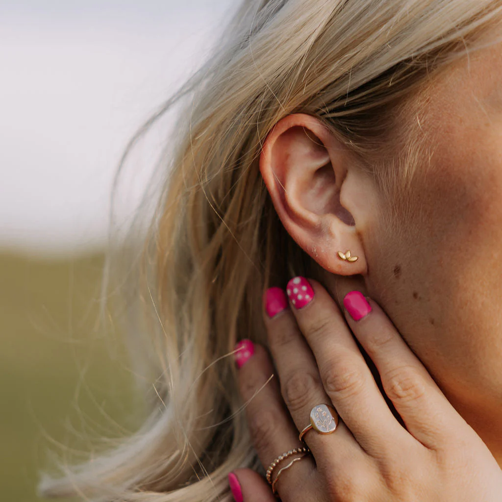 Lotus Flat Back Studs - Image 2