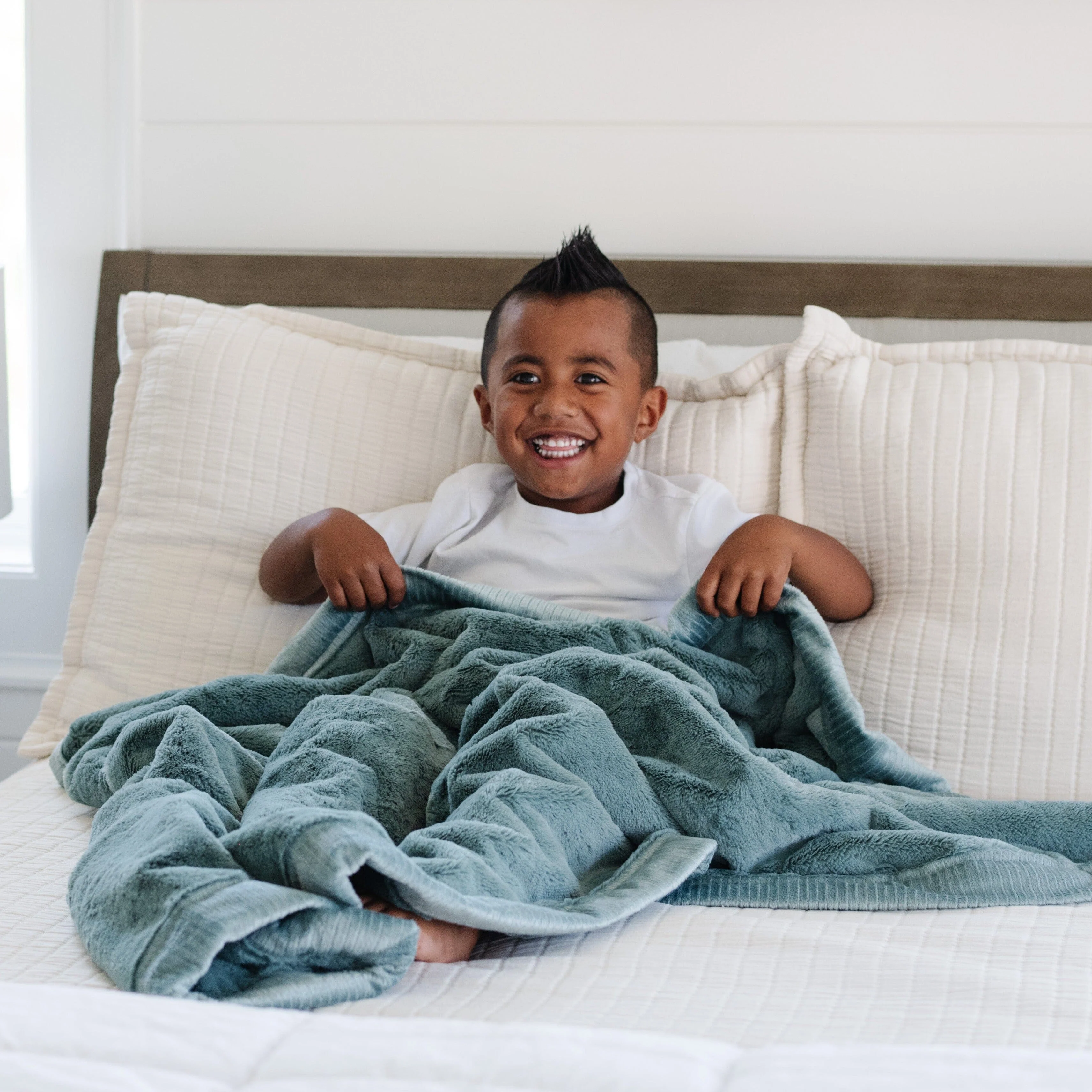 LUSH TODDLER BLANKETS - Image 18