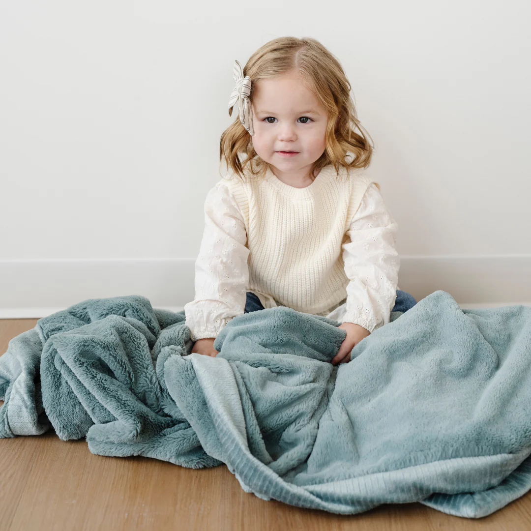 LUSH TODDLER BLANKETS - Image 19