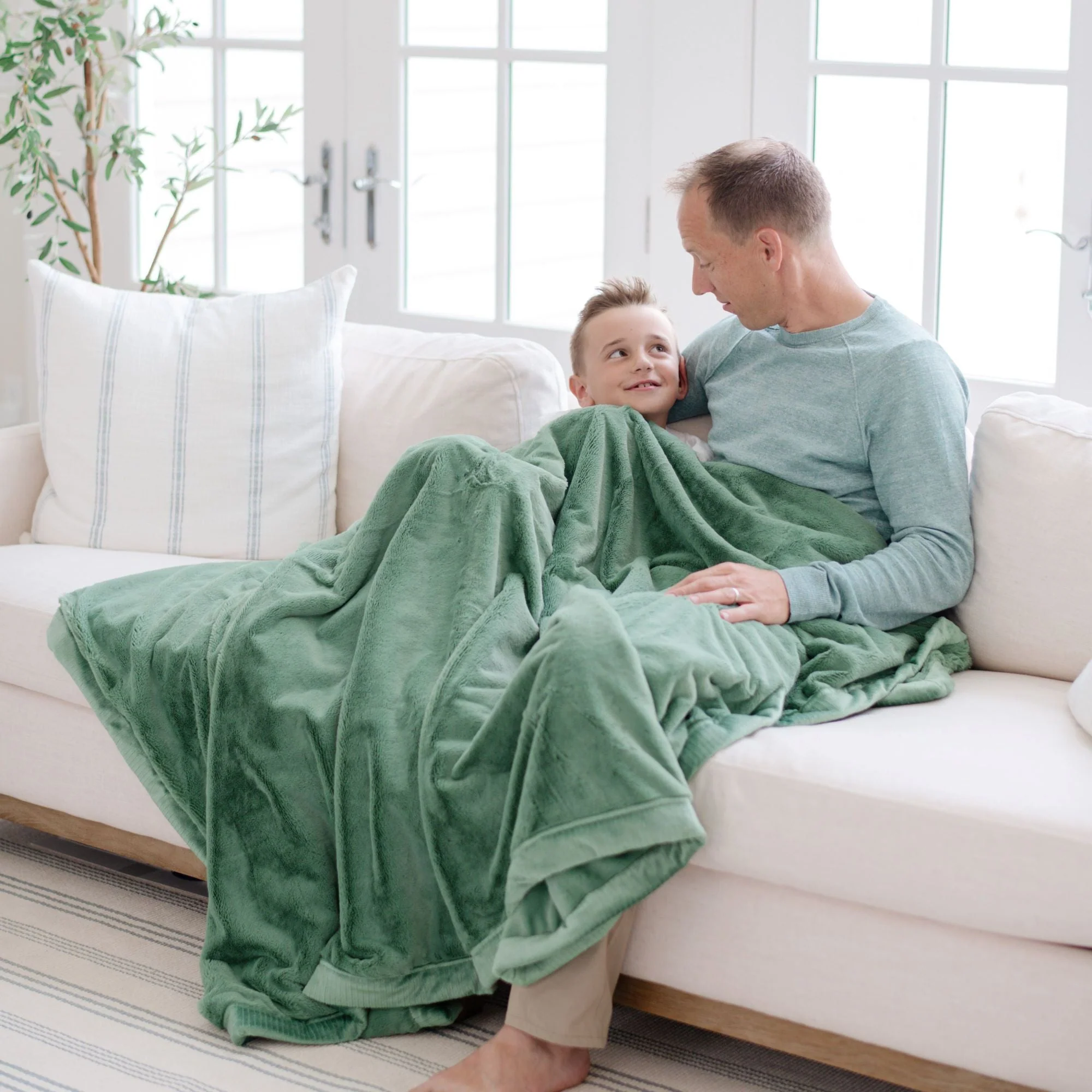 LUSH TODDLER BLANKETS - Image 81