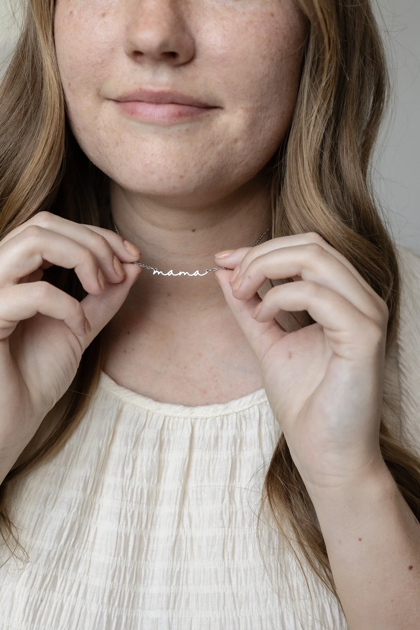 "Mama" Necklace - Image 4