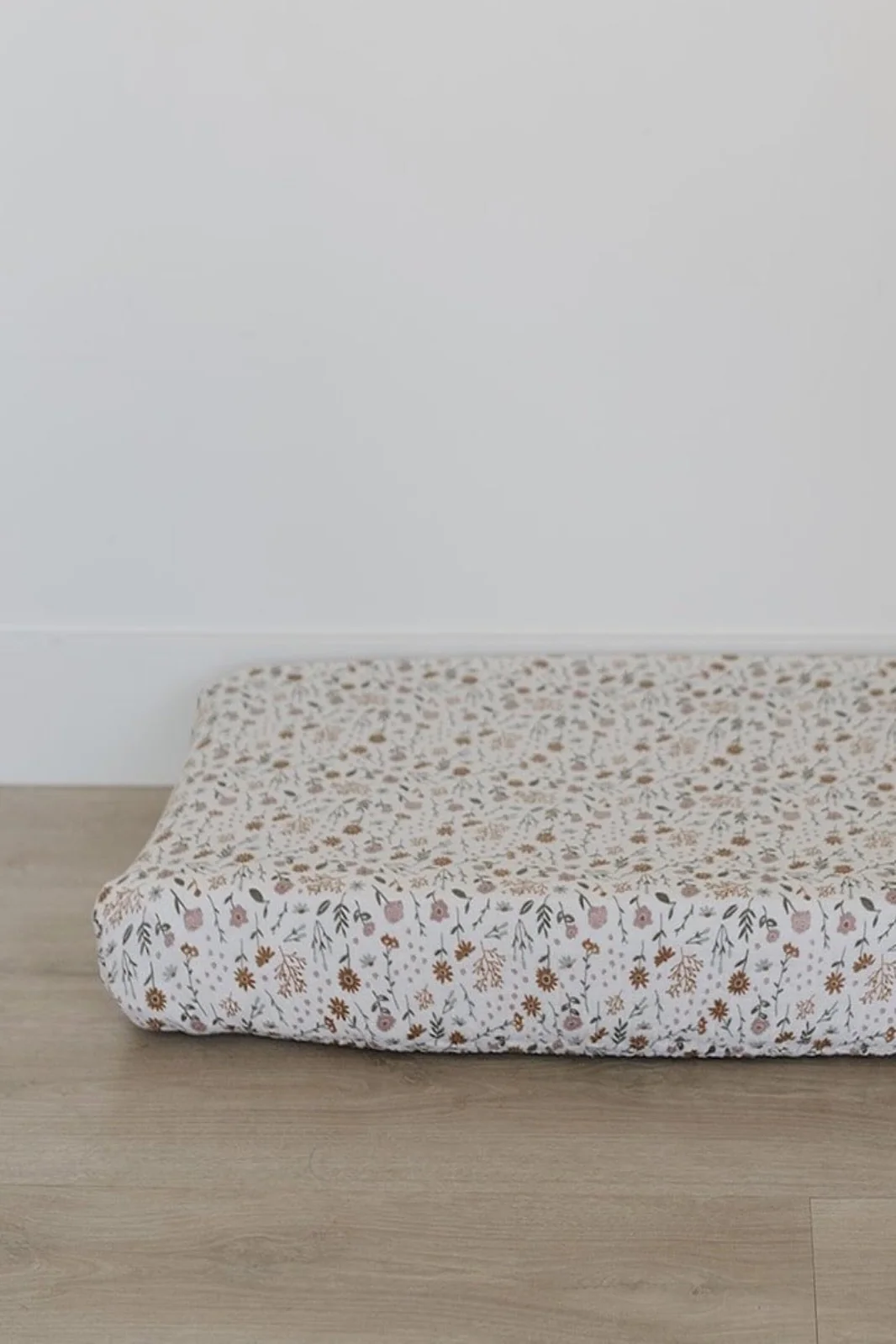 Meadow Floral Muslin Changing Pad Cover - Image 2