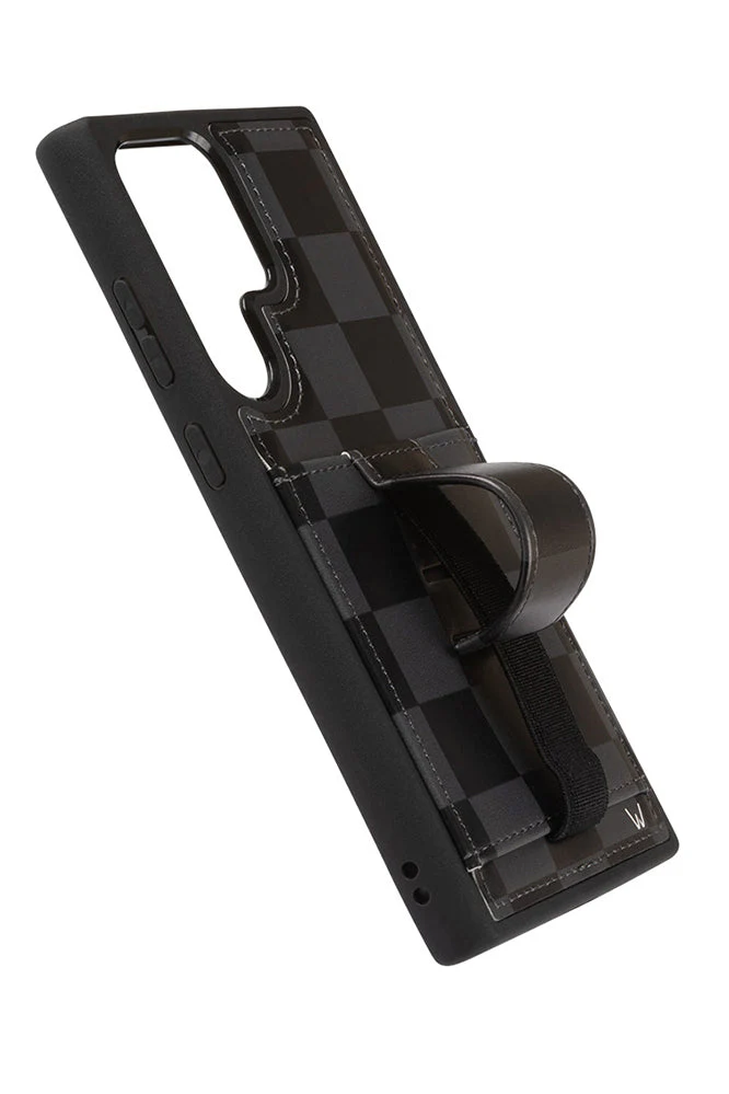 Midnight Check - Image 12
