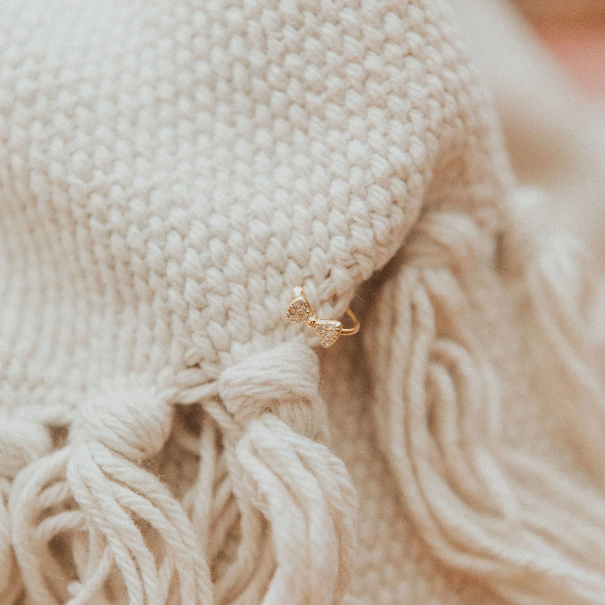 Mini Bow Ear Cuff - Image 4