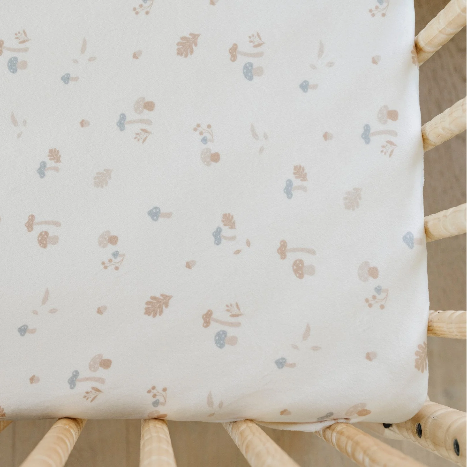 MINKY STRETCH LUXE CRIB SHEETS - Image 20
