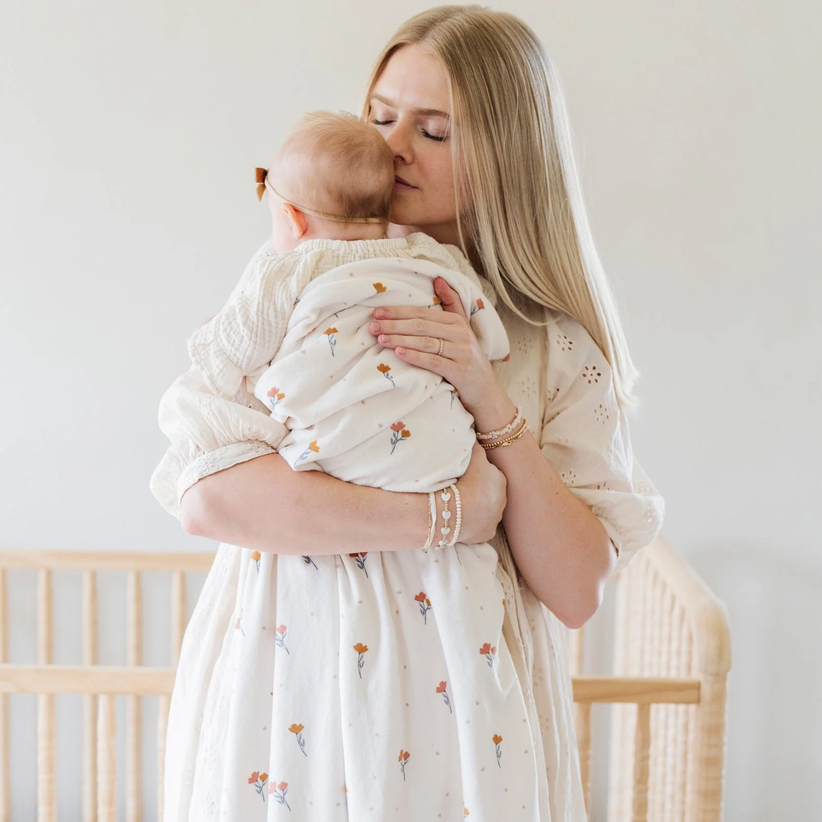 MINKY STRETCH LUXE SWADDLE/BLANKET - Image 4