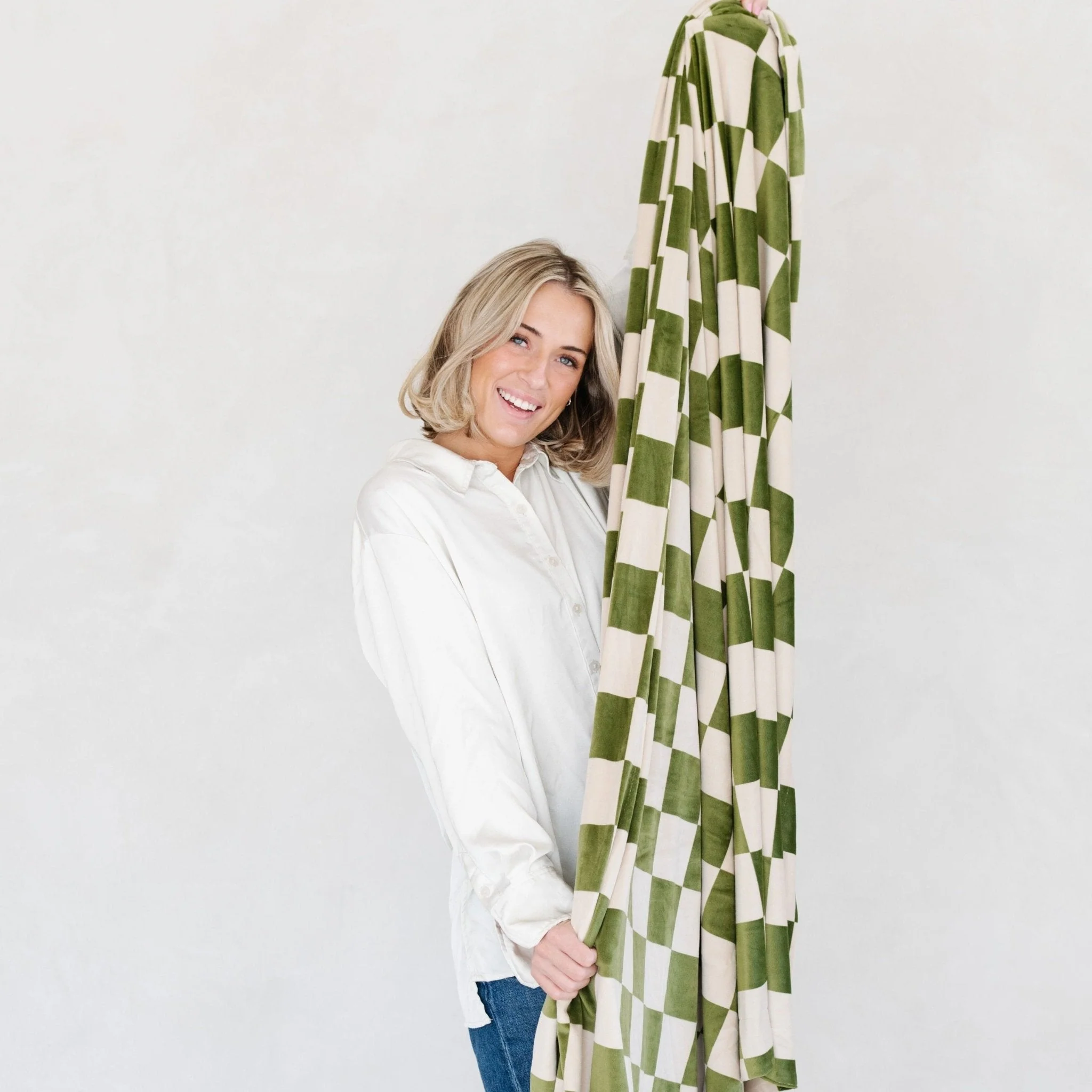 MINKY STRETCH THROW BLANKETS - Image 6