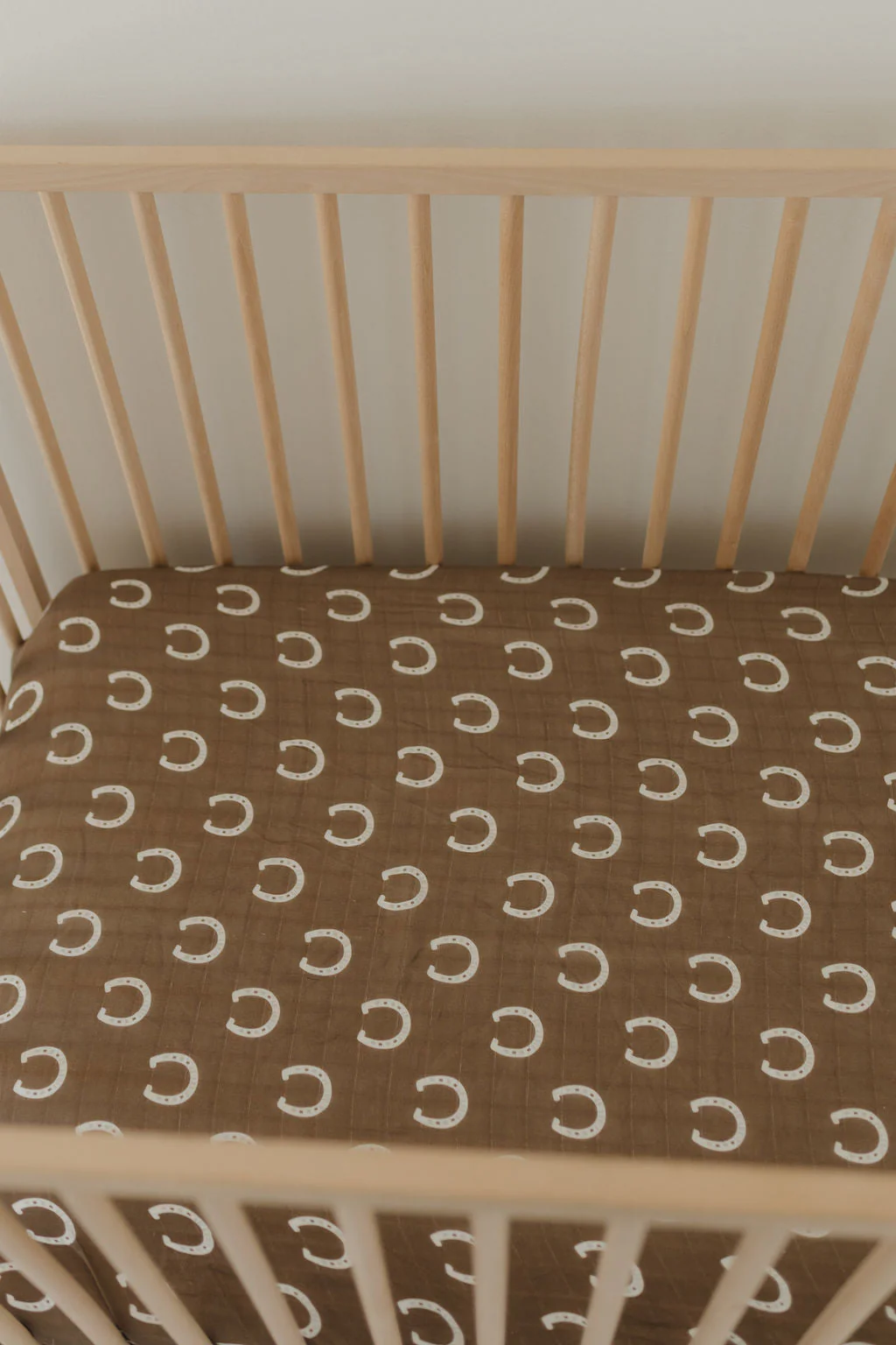 Muslin Crib Sheet | Giddy Up - Image 3