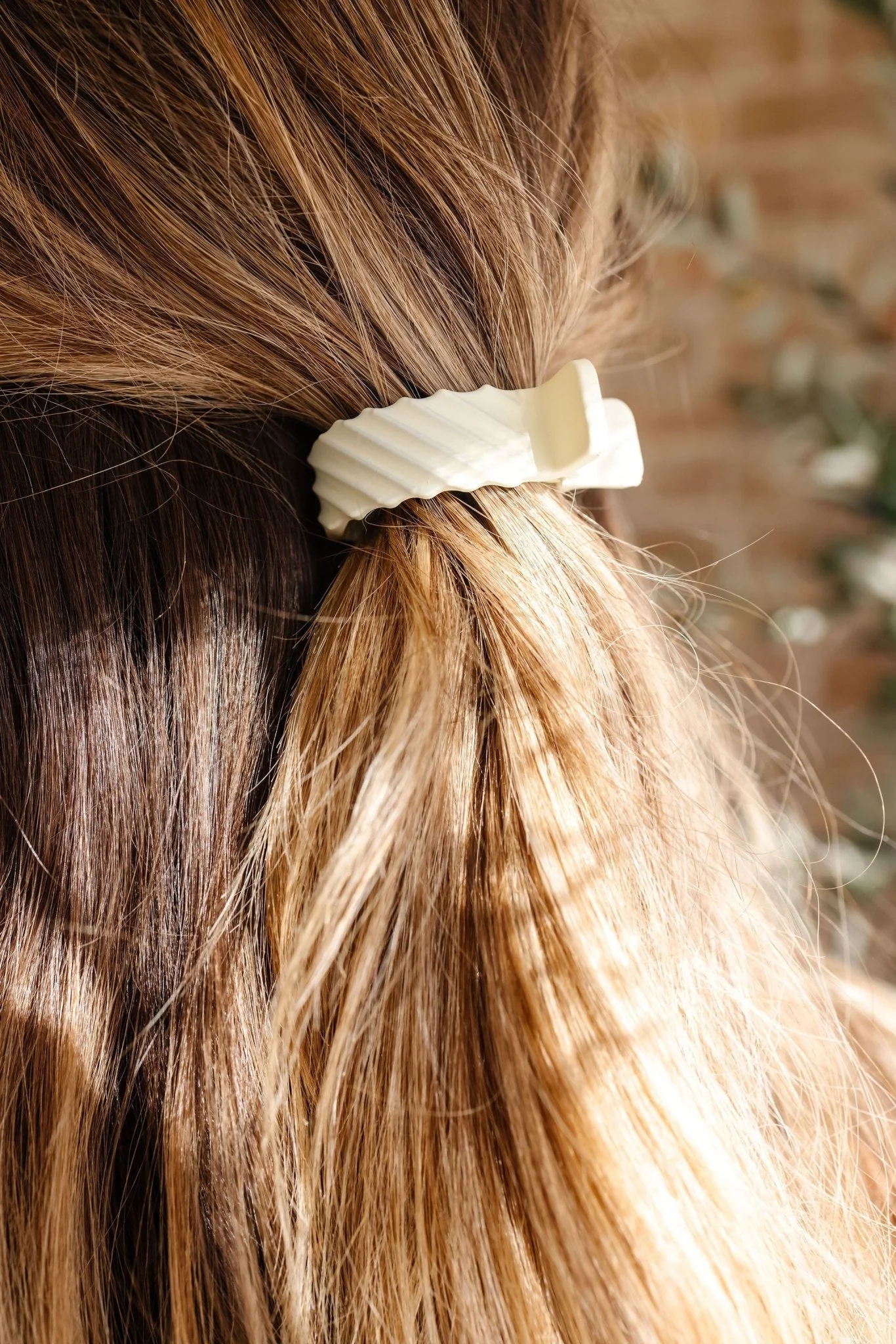 Ponytail Claw Clip - Image 10