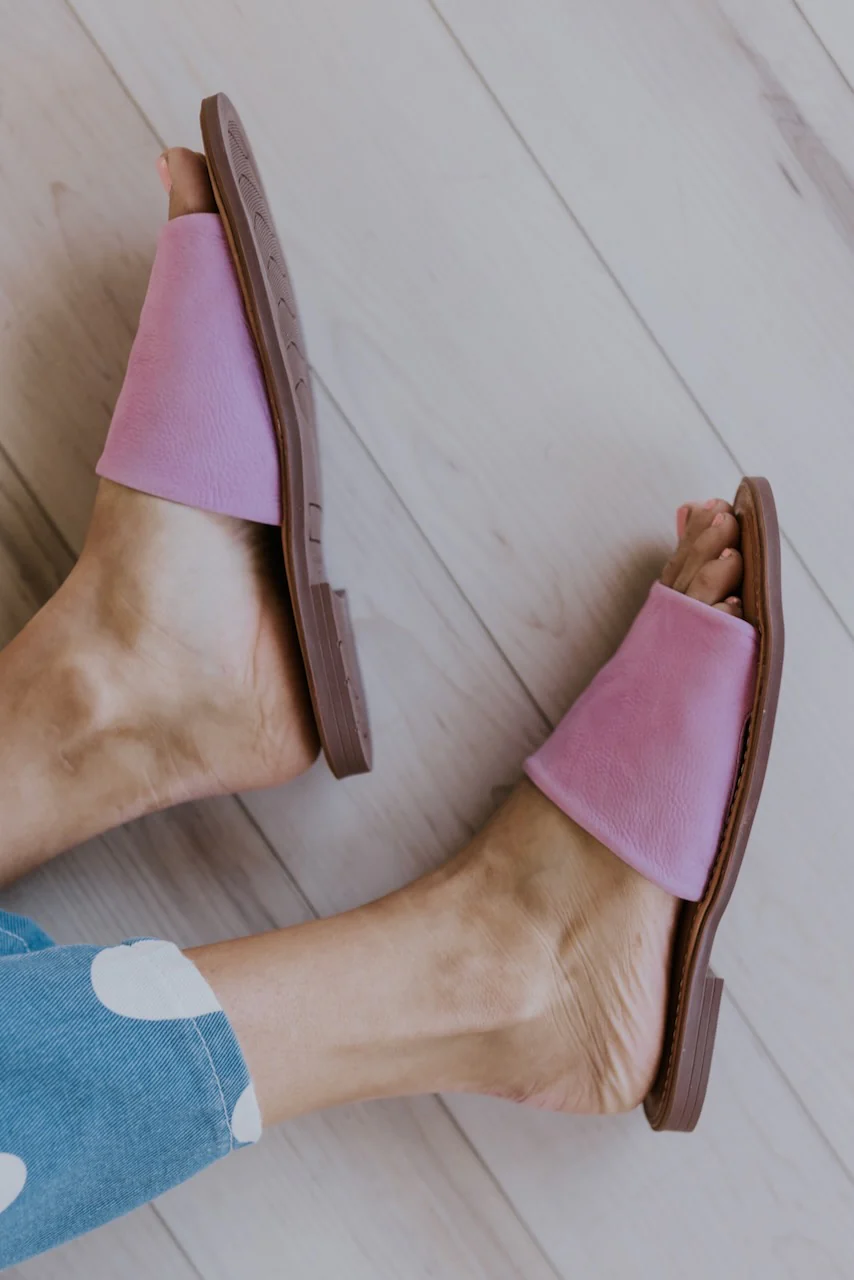ROOLEE Karamelo Sandal - Image 13