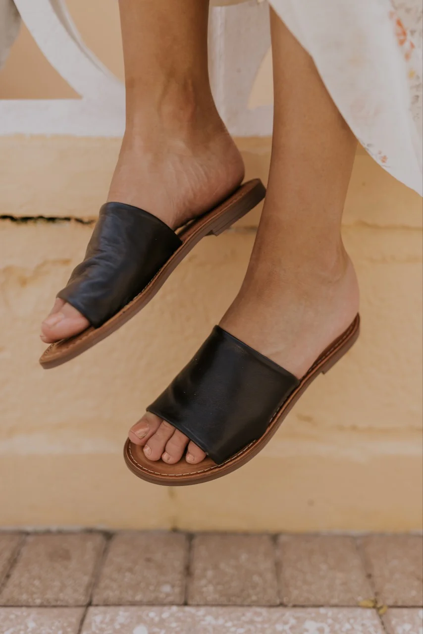 ROOLEE Karamelo Sandal - Image 14