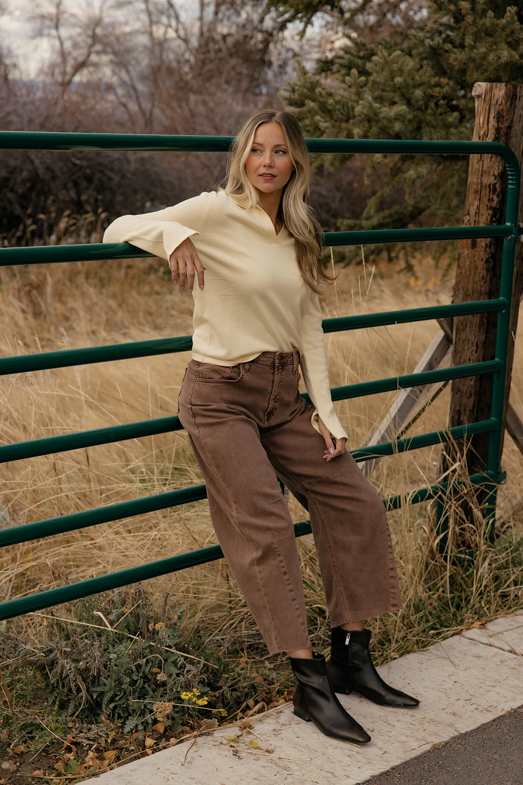 Rowan Barrel Jeans - Image 12