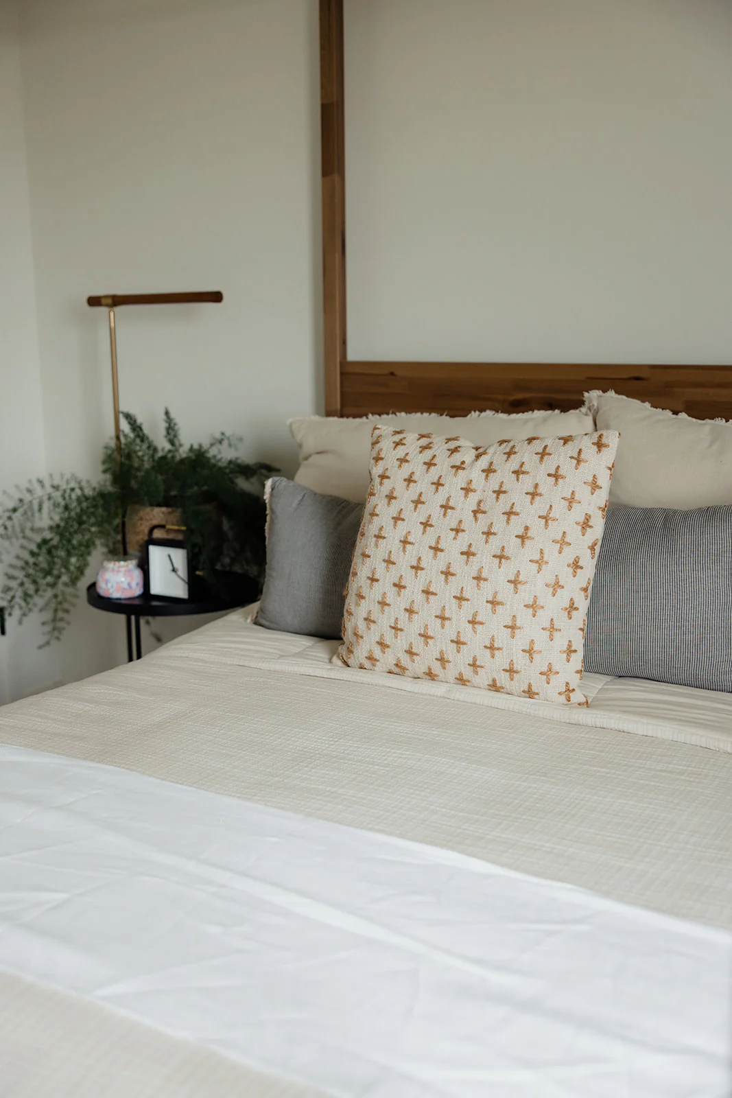 Sparrow Cross Embroidered Pillow - Image 5