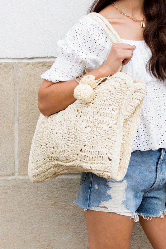 Straw Traveler Tote - Image 4