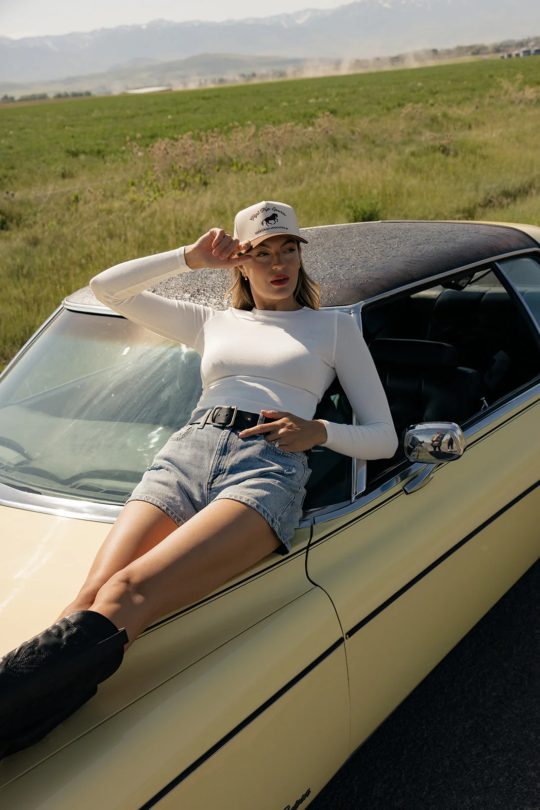 The Vero Long Sleeve Tee - Image 40