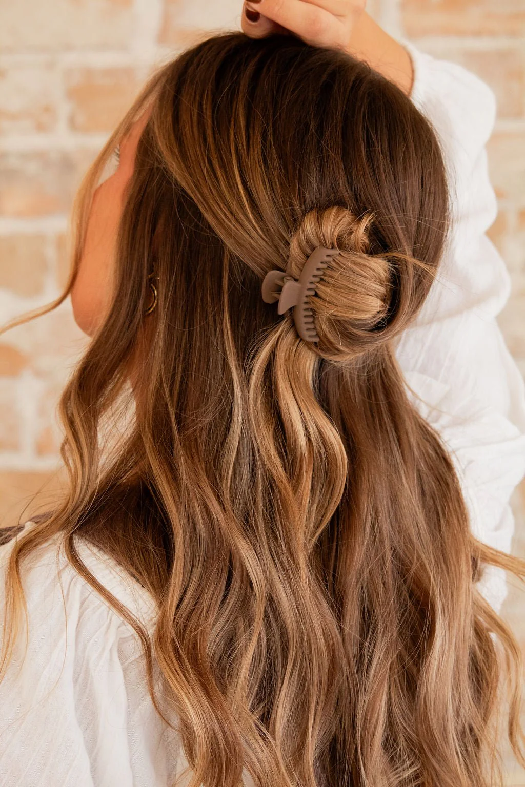 Thin Hair French Twist Claw Clip - Image 14