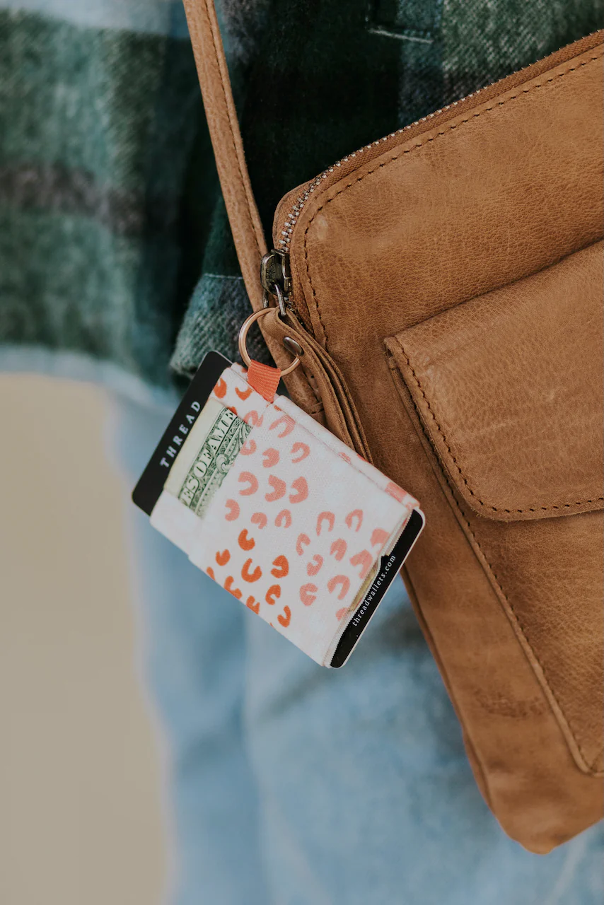 Thread Elastic Wallet - Image 29