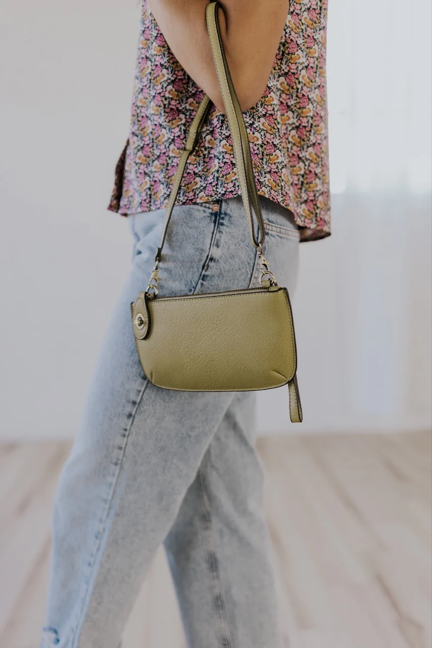 Uptown Messenger Purse - Image 36