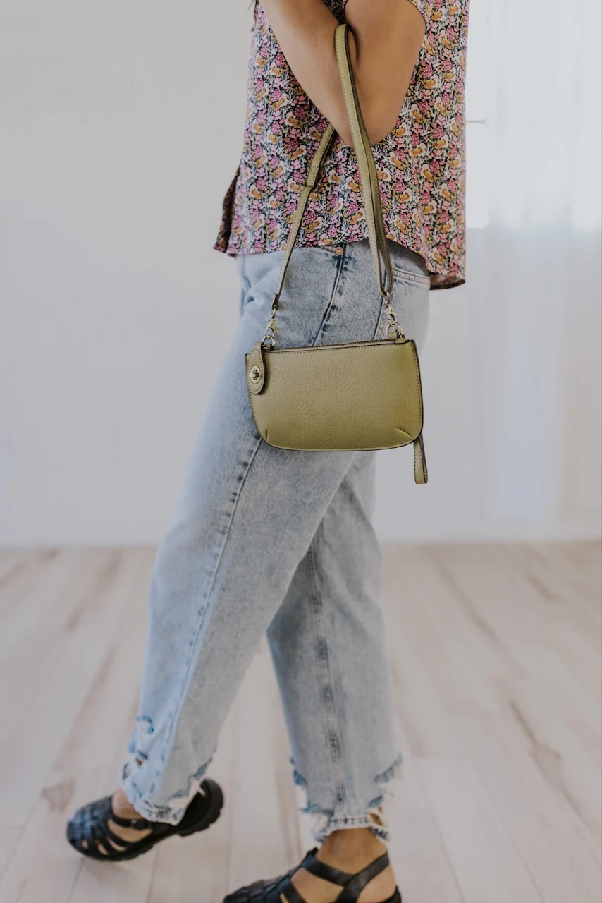 Uptown Messenger Purse - Image 37
