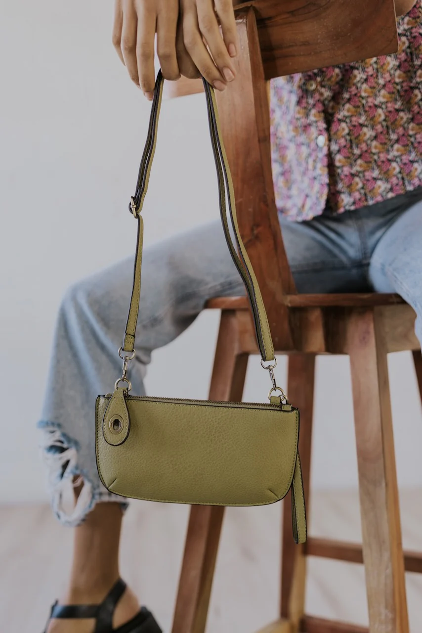 Uptown Messenger Purse - Image 38