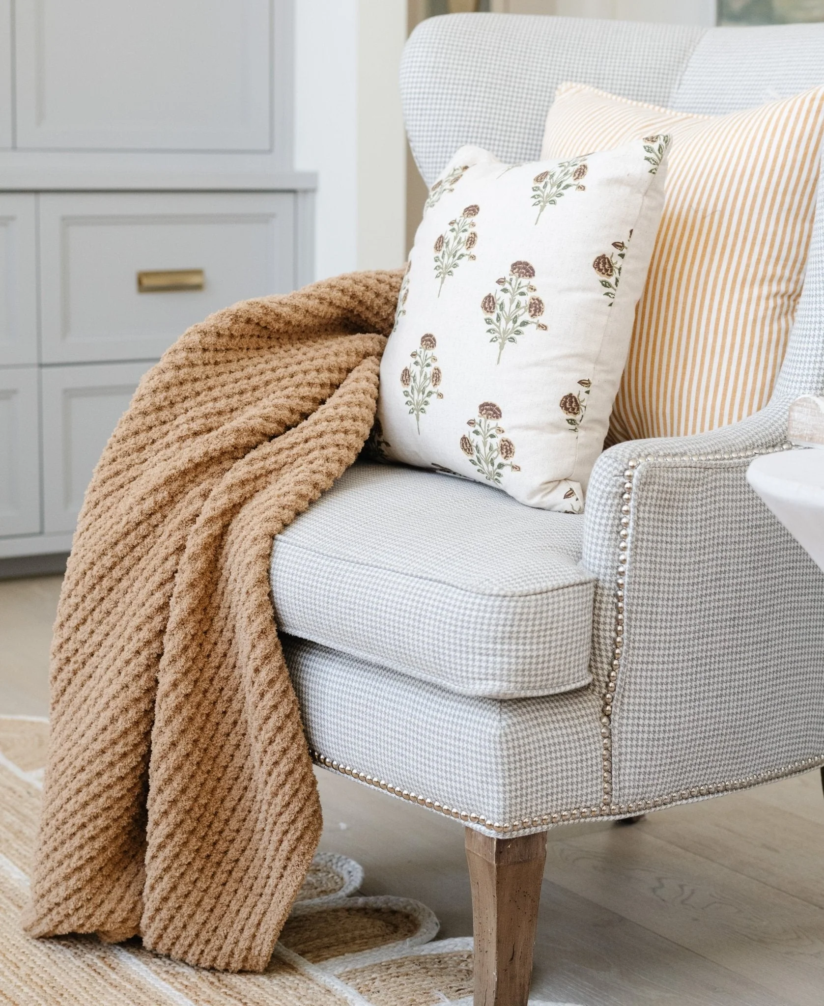 WAFFLE KNIT XL THROW BLANKETS - Image 16