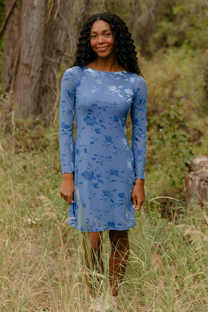Winterberry Lace Dress - Image 7