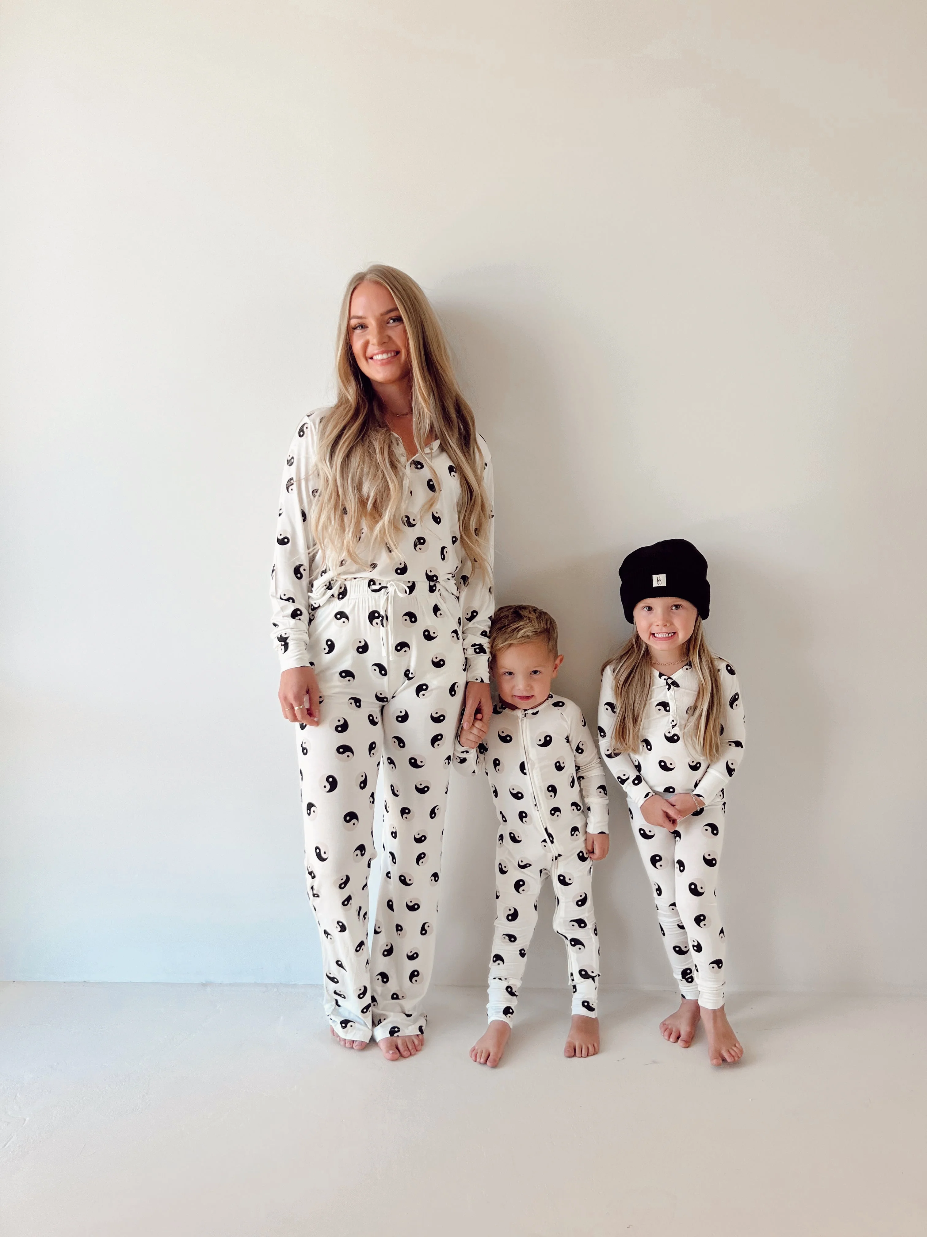 Women's Bamboo Pajamas | Black & White Yin Yang - Image 2
